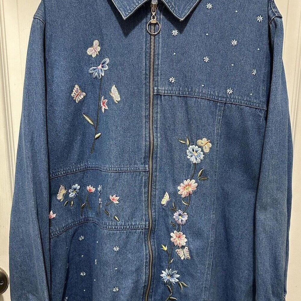 Full Zip Embroidered Floral Denim Jacket Small Rhinestone Blue Passion-I Women's